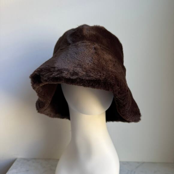 Nordstrom Faux Fur Cloche Hat Chocolate Brown Fall Winter Made in Italy - Picture 5 of 11